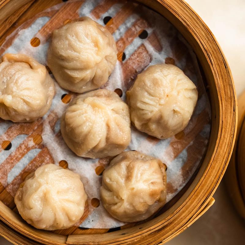 Steamed Shanghai Dumpling 小籠包