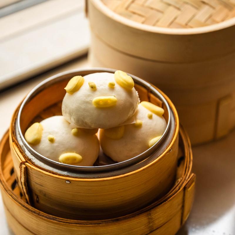Steamed Sweet Cream Buns 奶黃包