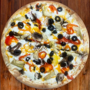 Mediterranean Pizza