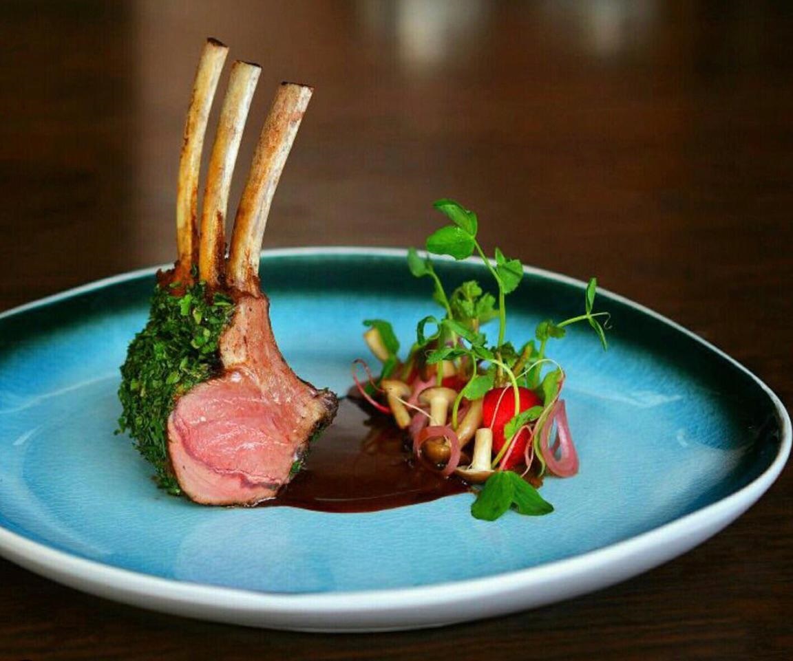 Herb Crusted Free Range Lamb Chops