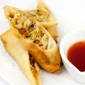 Deep-Fried Spring Rolls (2 pcs)