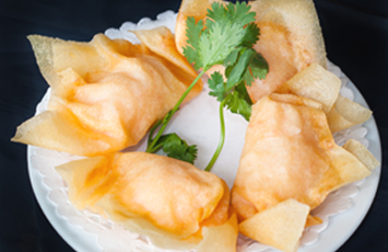 Jumbo Prawns & Fresh Fruit Salad