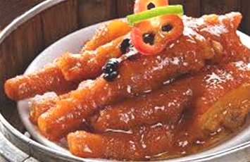 Steamed Chicken Feet in Black Bean Sauce