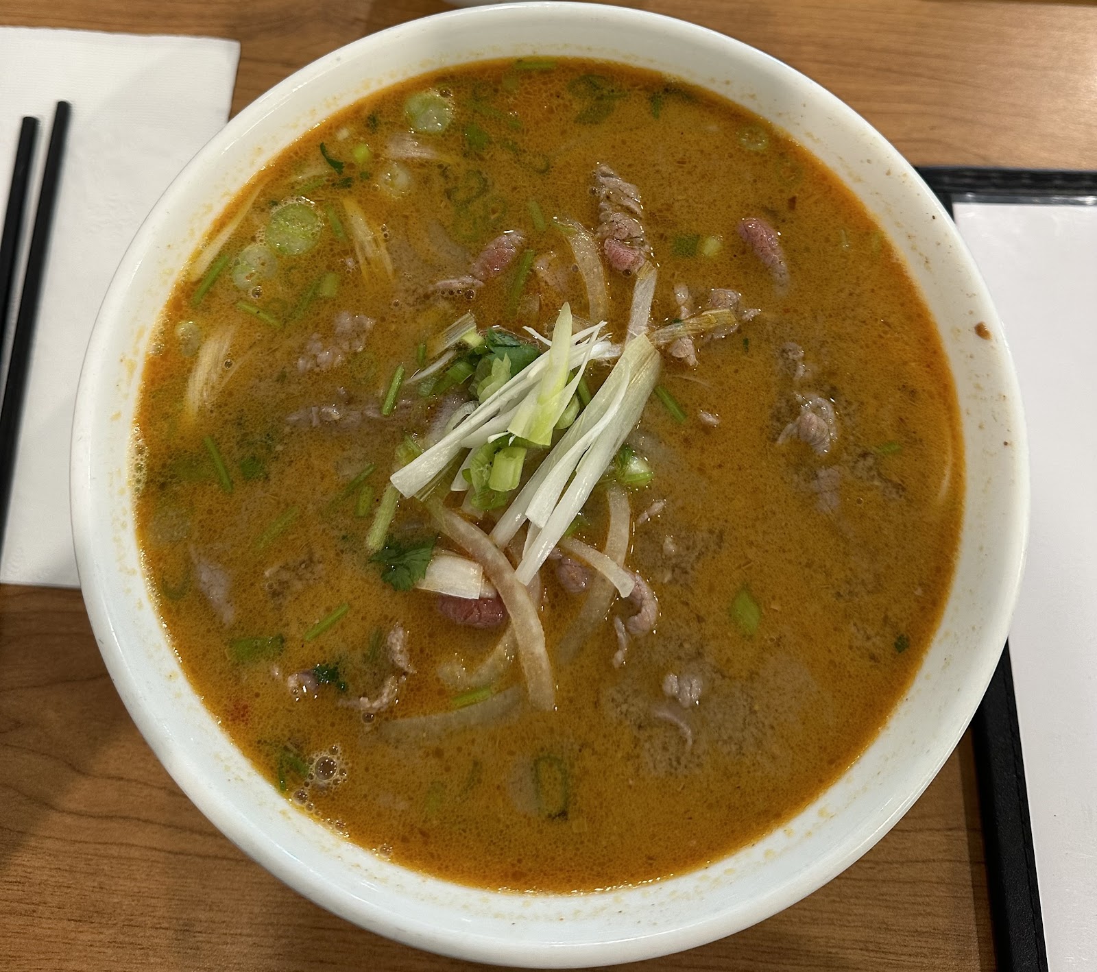 Pho Huydat Vietnamese Noodle House — dining room photo 3