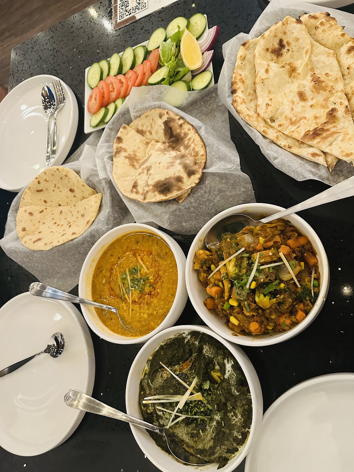 Rajdoot Restaurant — dining room photo 1