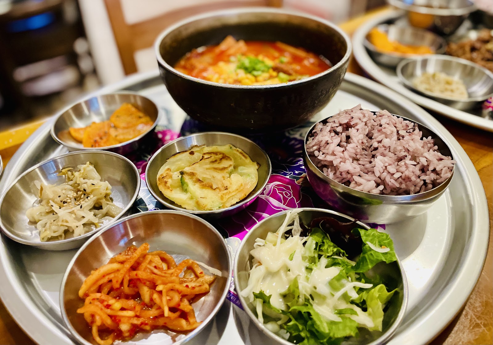 Baekban 1988 — dining room photo 3