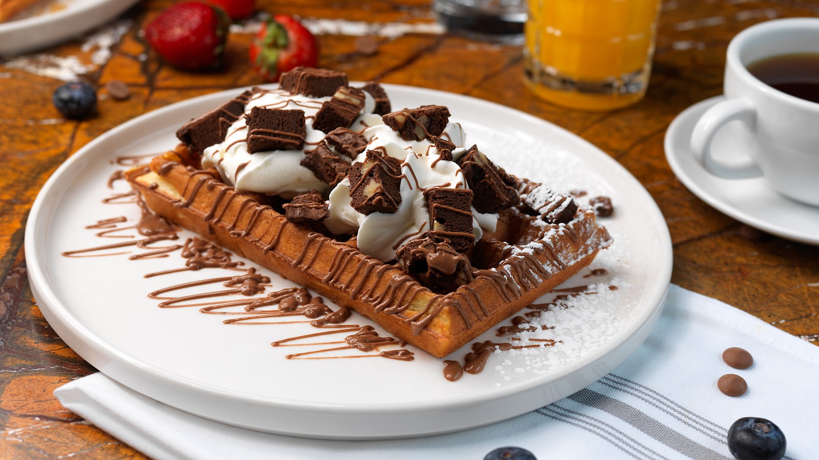 Wafflato | Cafe & Lounge — dining room photo 2