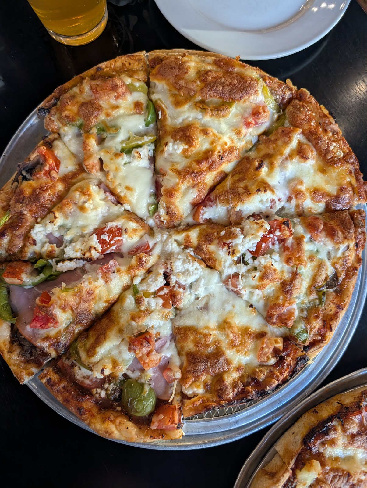 Michael's Pizza Restaurant & Delivery — dining room photo 2