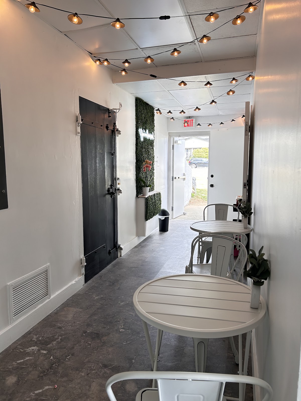 Courthouse Creamery — gallery photo 4