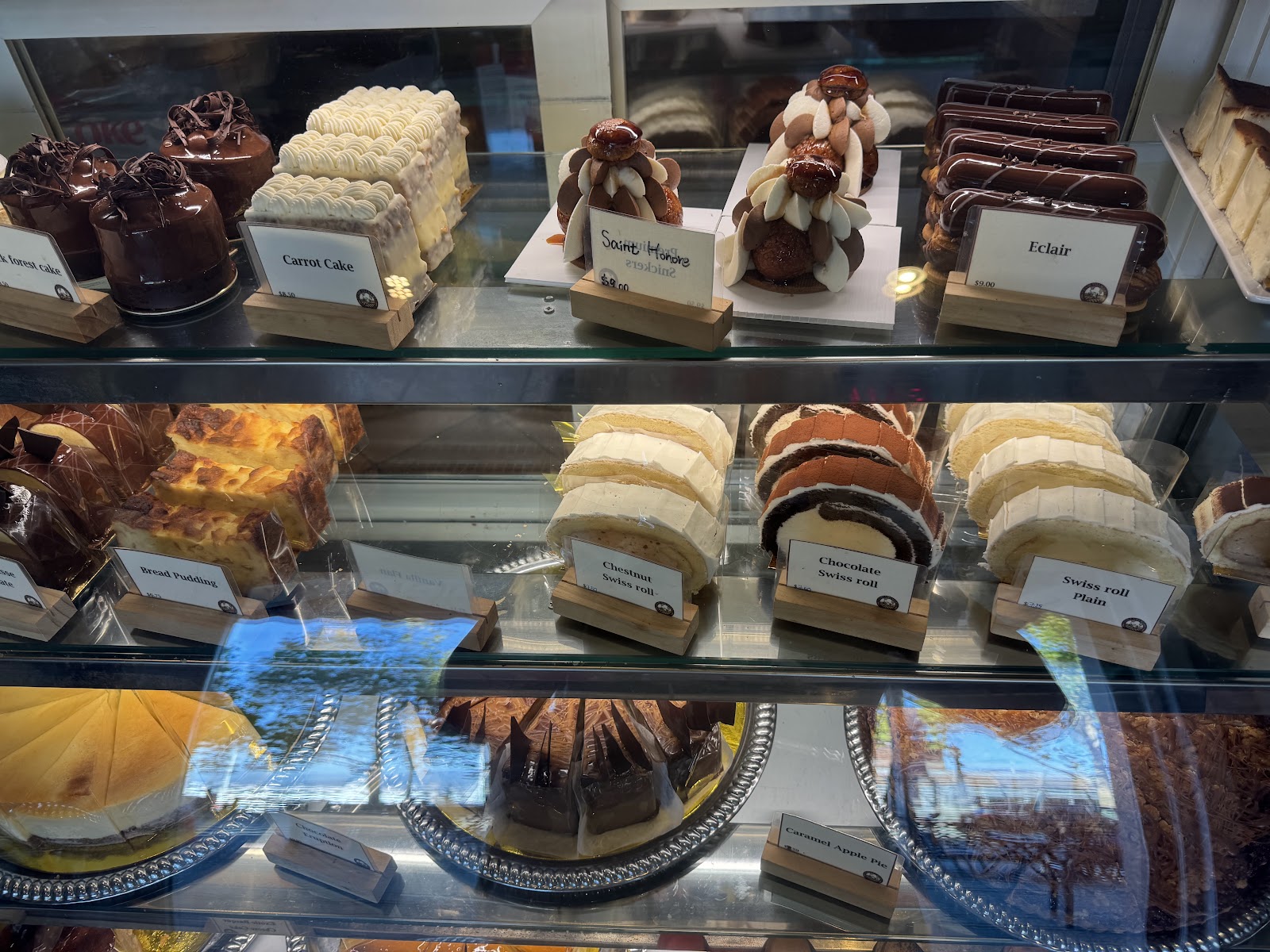 Cafe Villaggio — dining room photo 3
