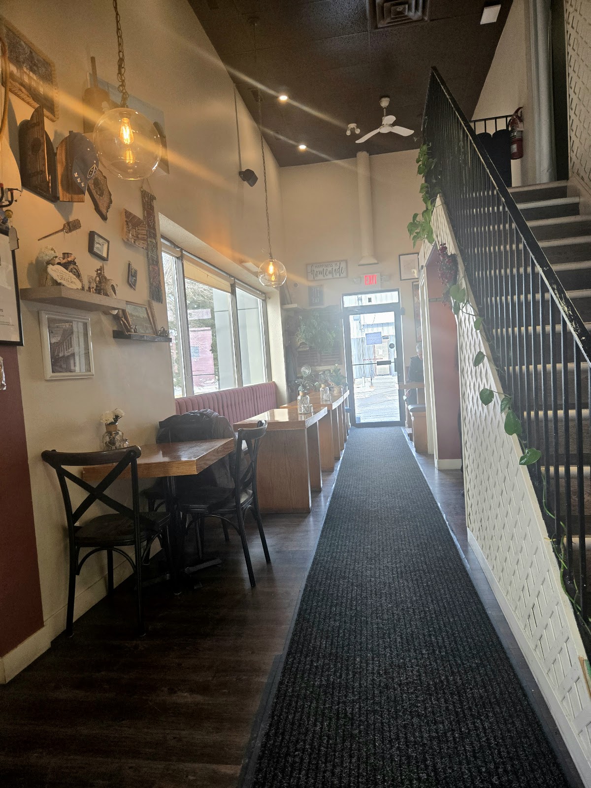 Marko's Kitchen — dining room photo 3