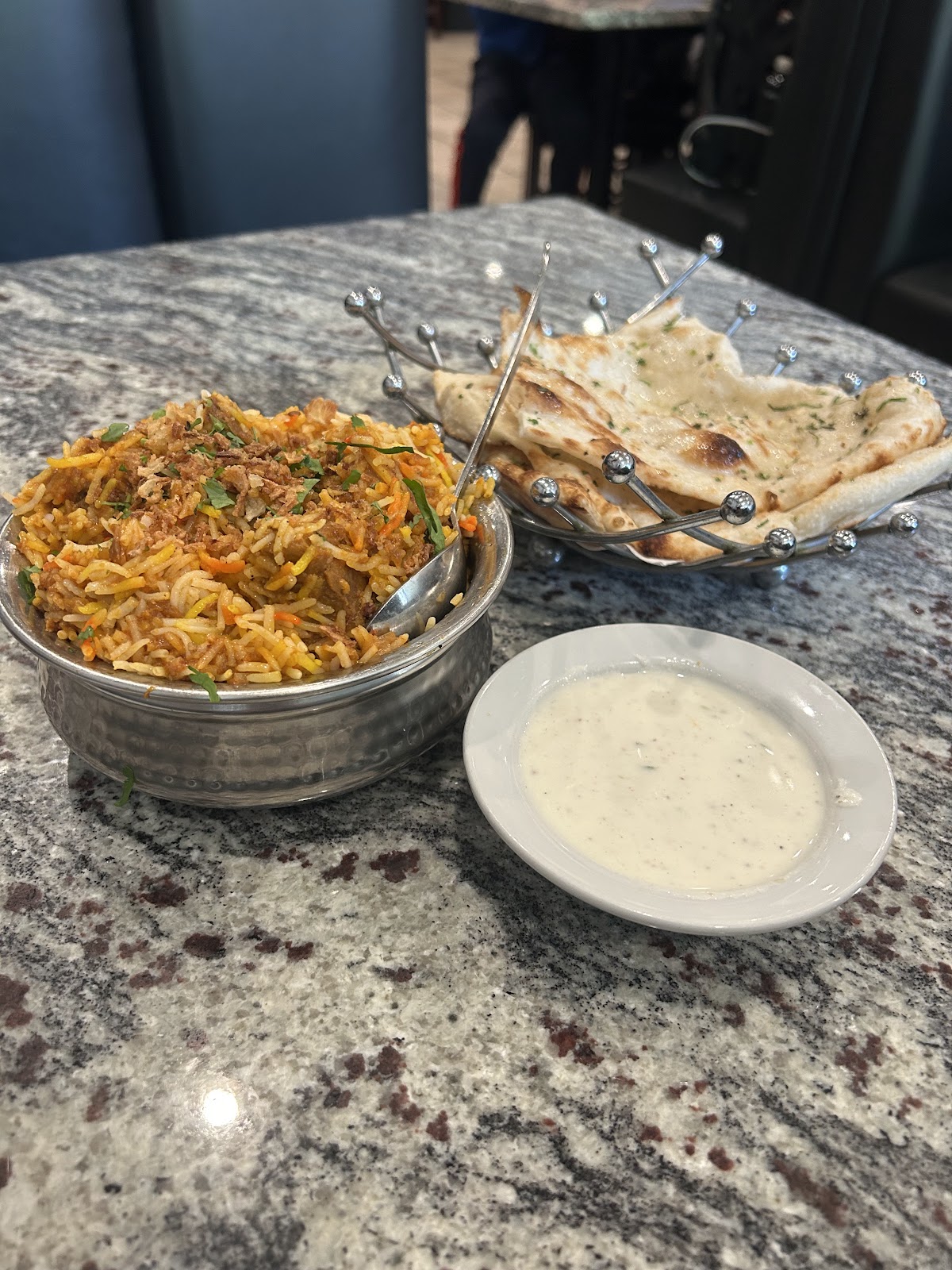 Tandoori Grill Indo-Chinese Cuisine — dining room photo 2