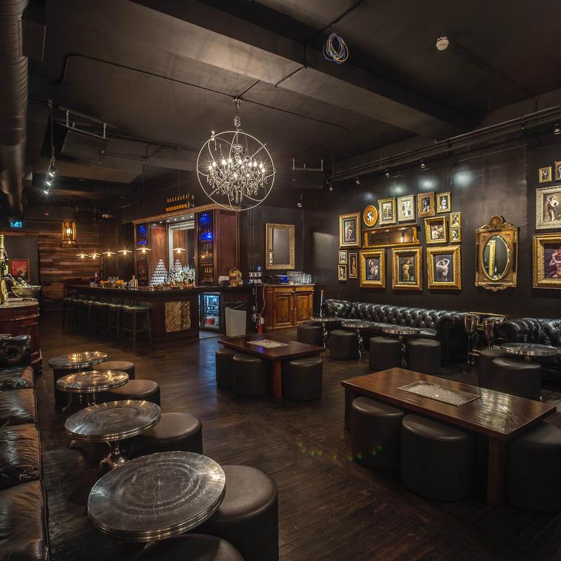 UNTITLED Champagne Lounge — dining room photo 2