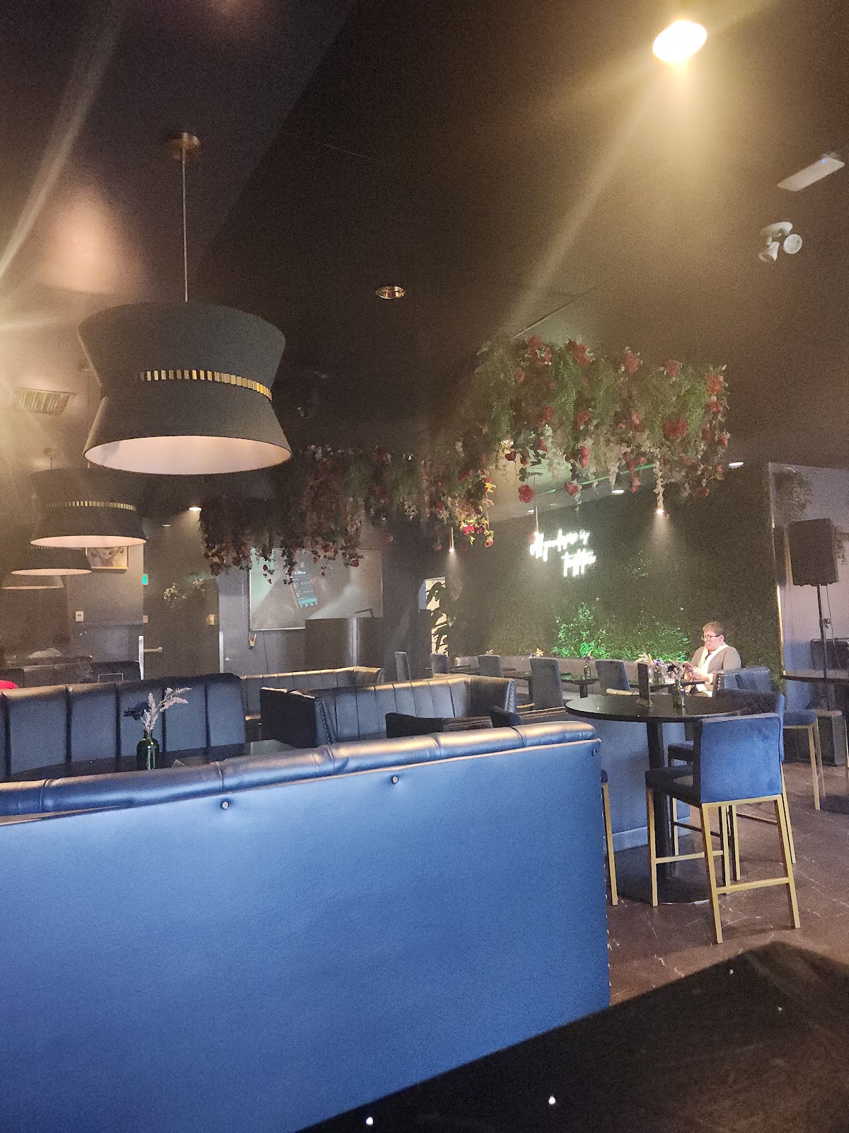 Eve Lounge — dining room photo 2