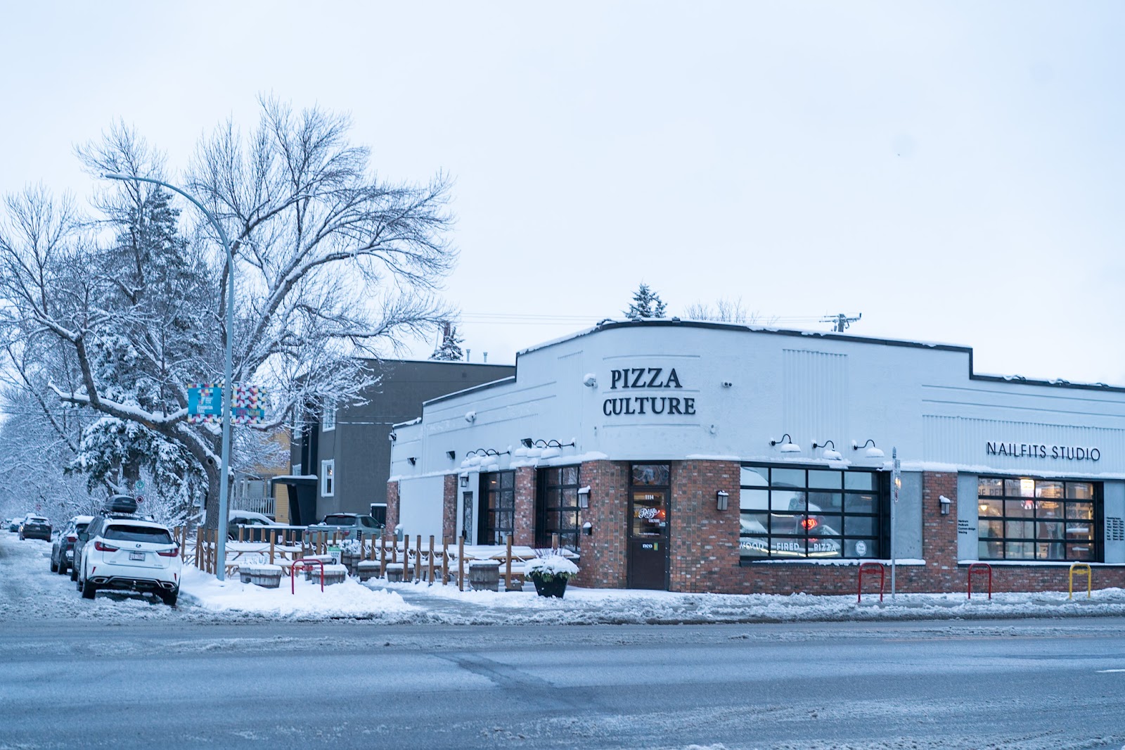 Pizza Culture Napoletana — dining room photo 1