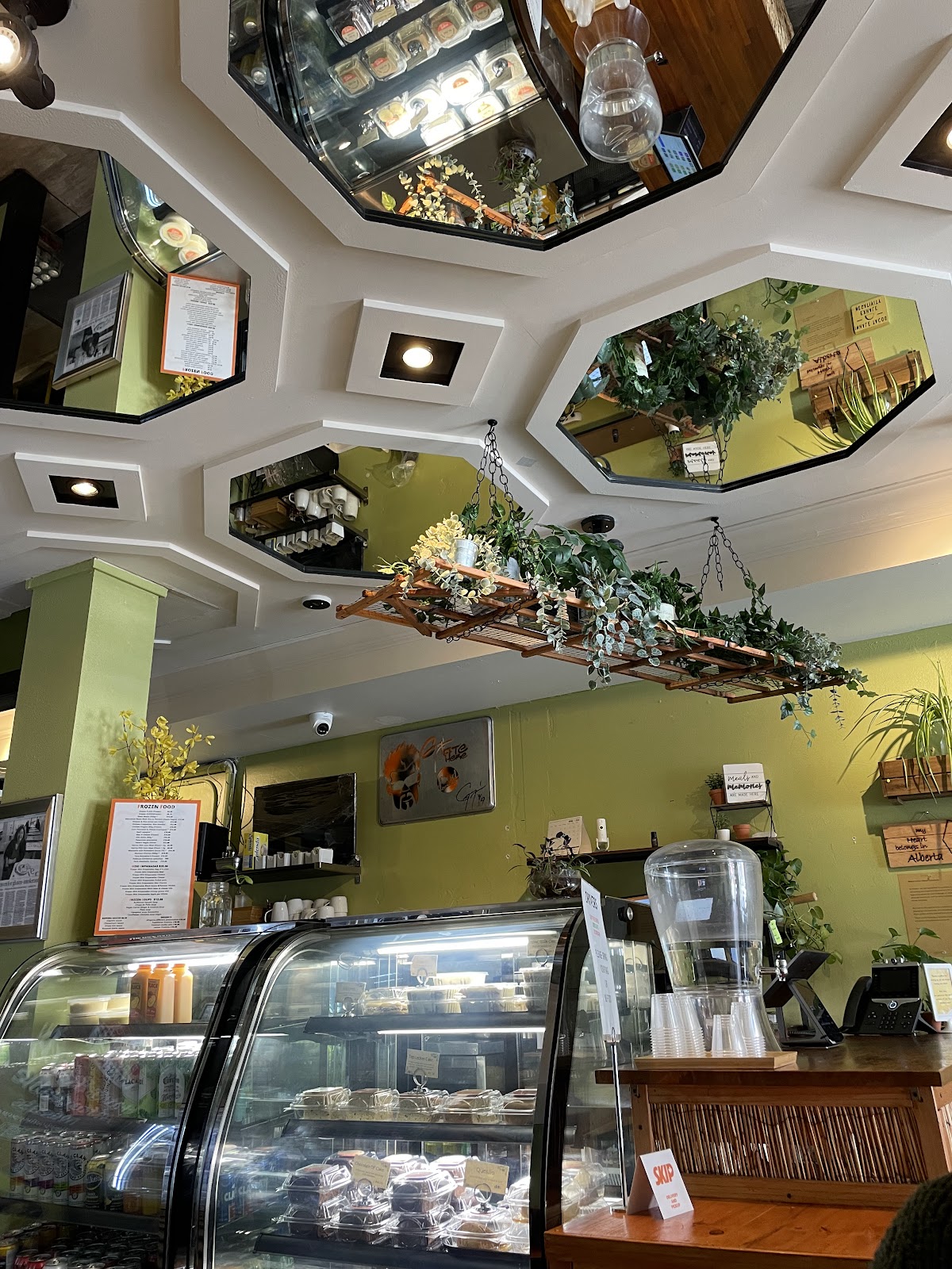 Heaven Restaurant Market — gallery photo 4