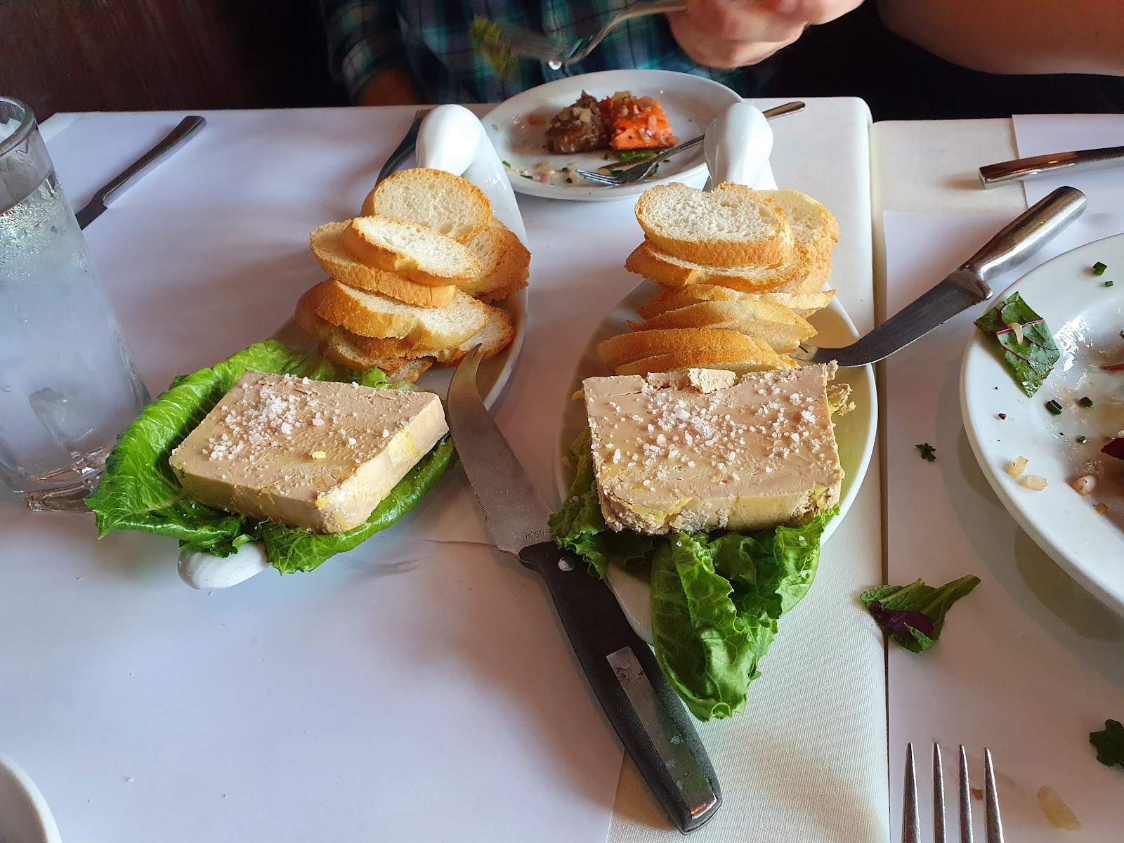 Fleur de Sel Brasserie — dining room photo 3