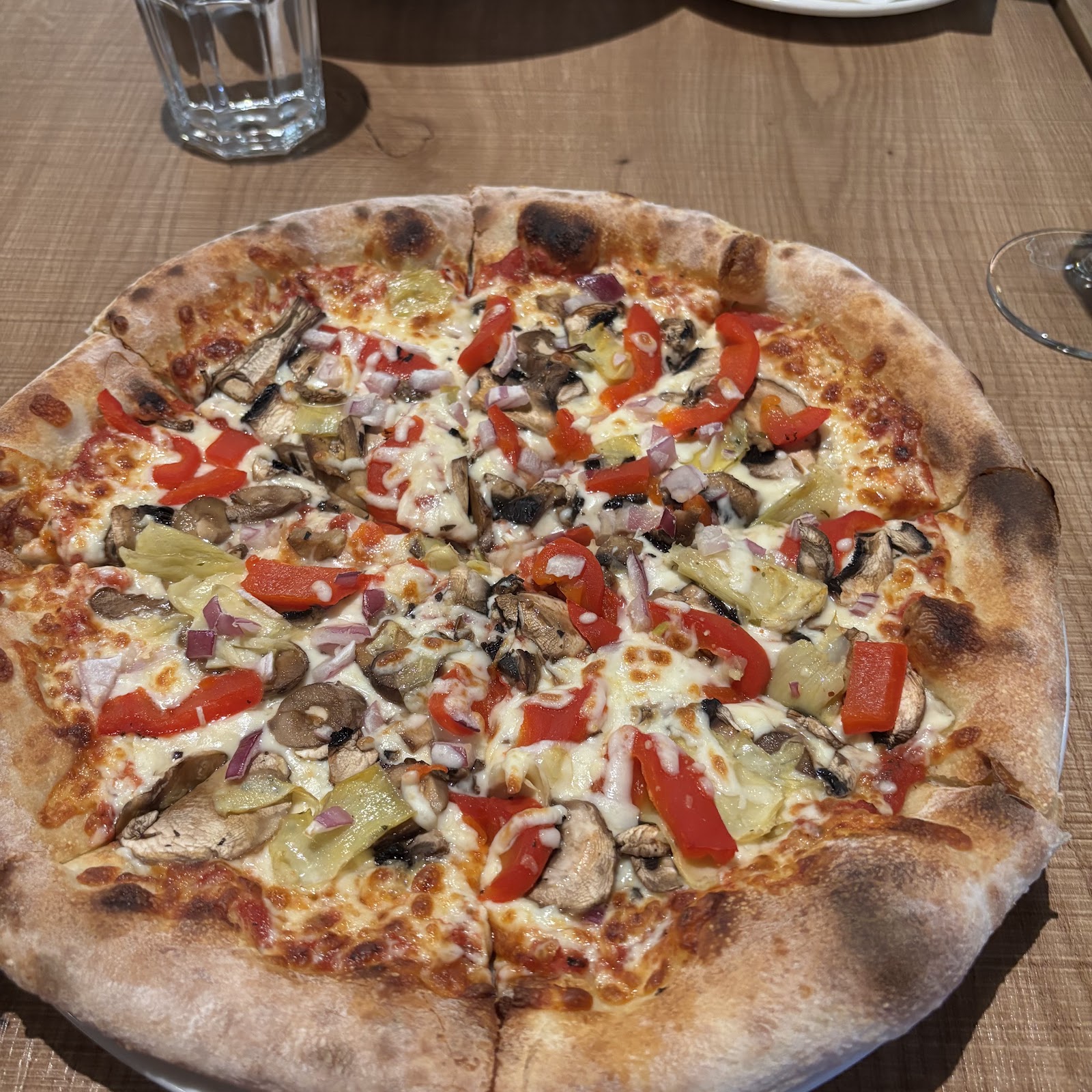 Bonta Italian Ristorante — dining room photo 2