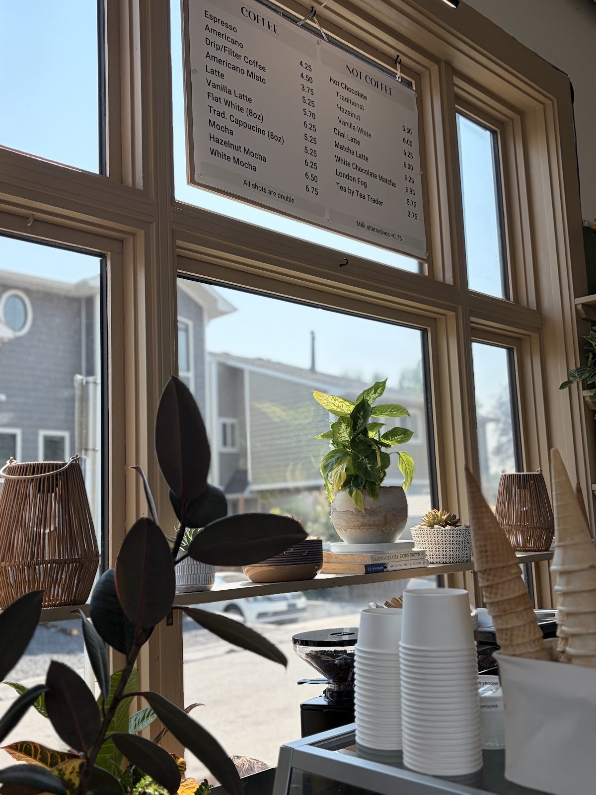 Apprentice Cafe — gallery photo 2