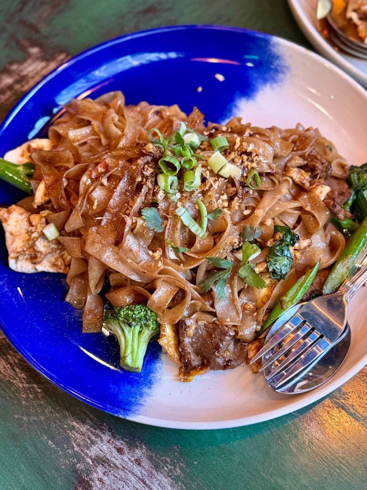 Auttarote Thai Cuisine (Aut-Ta-Rote) — gallery photo 3