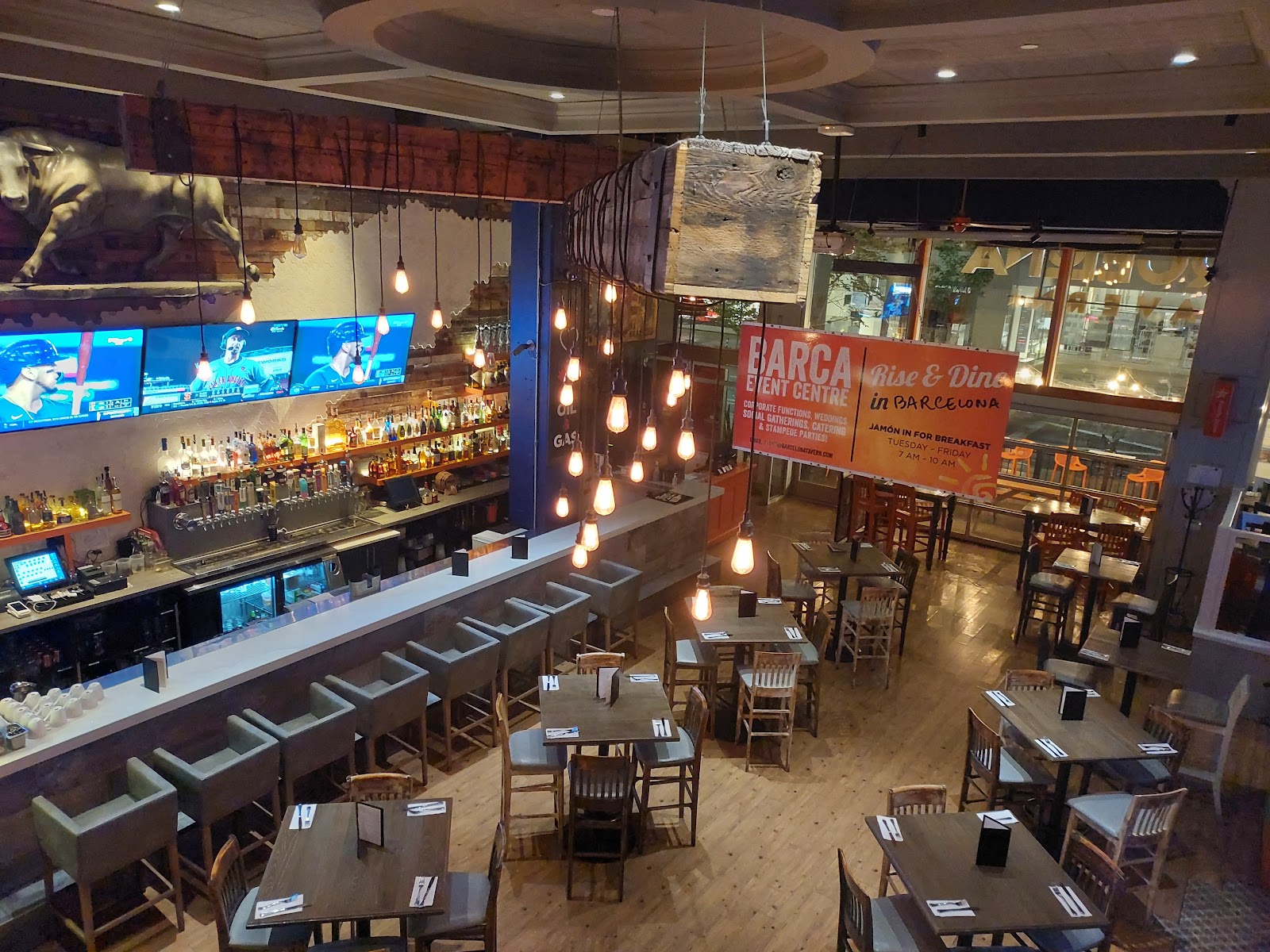 Barcelona Tavern — gallery photo 1