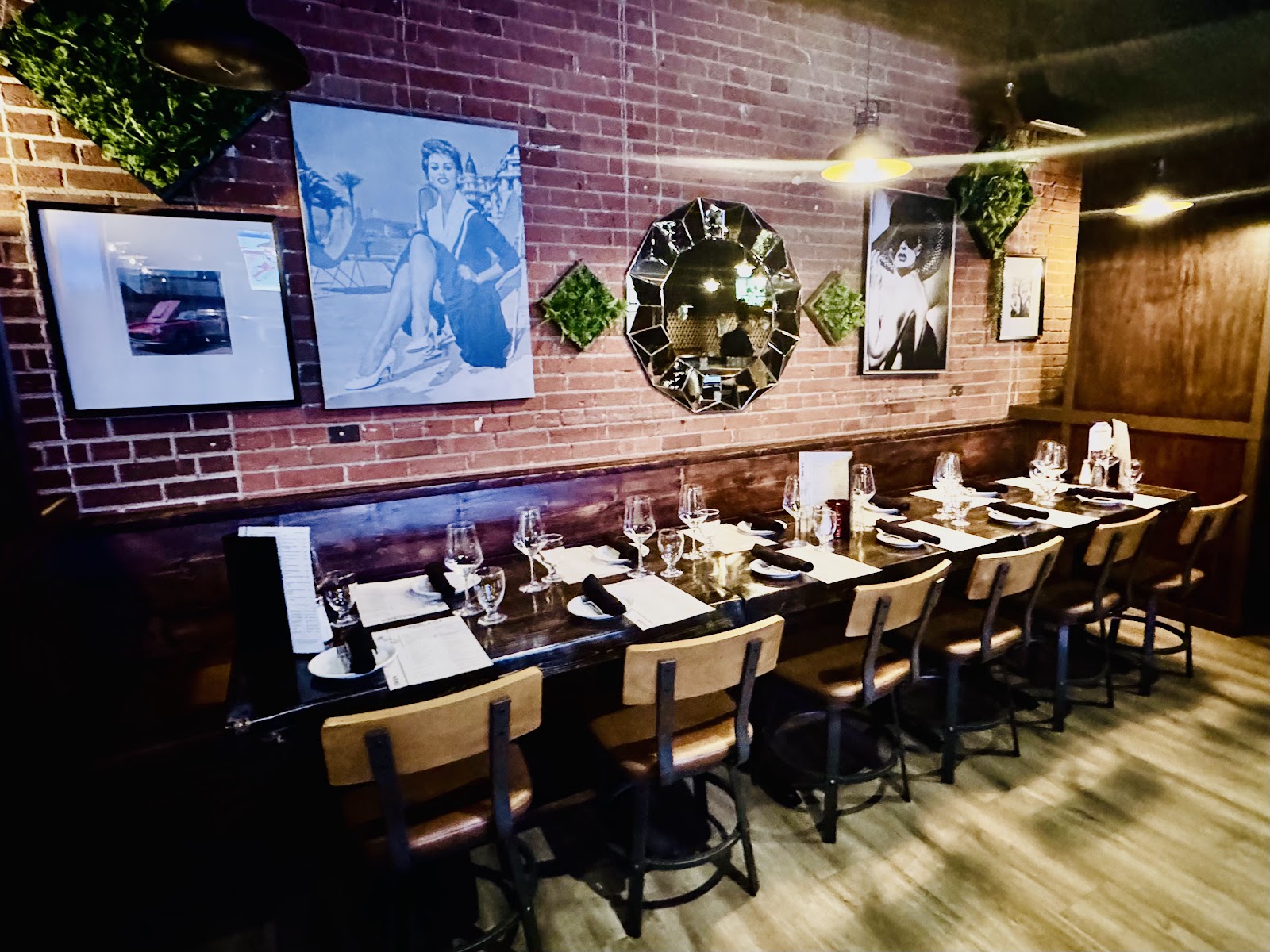 Toscana Italian Grill on 10th — dining room photo 1
