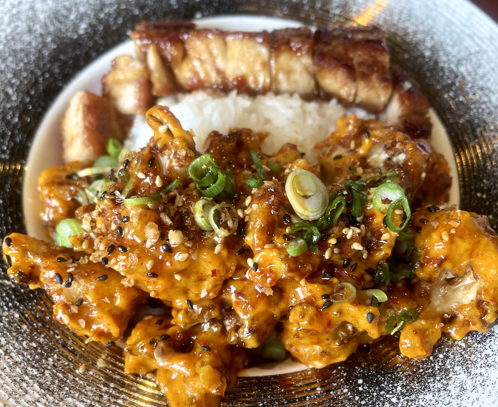 IBU Restaurant and Bar — dining room photo 3