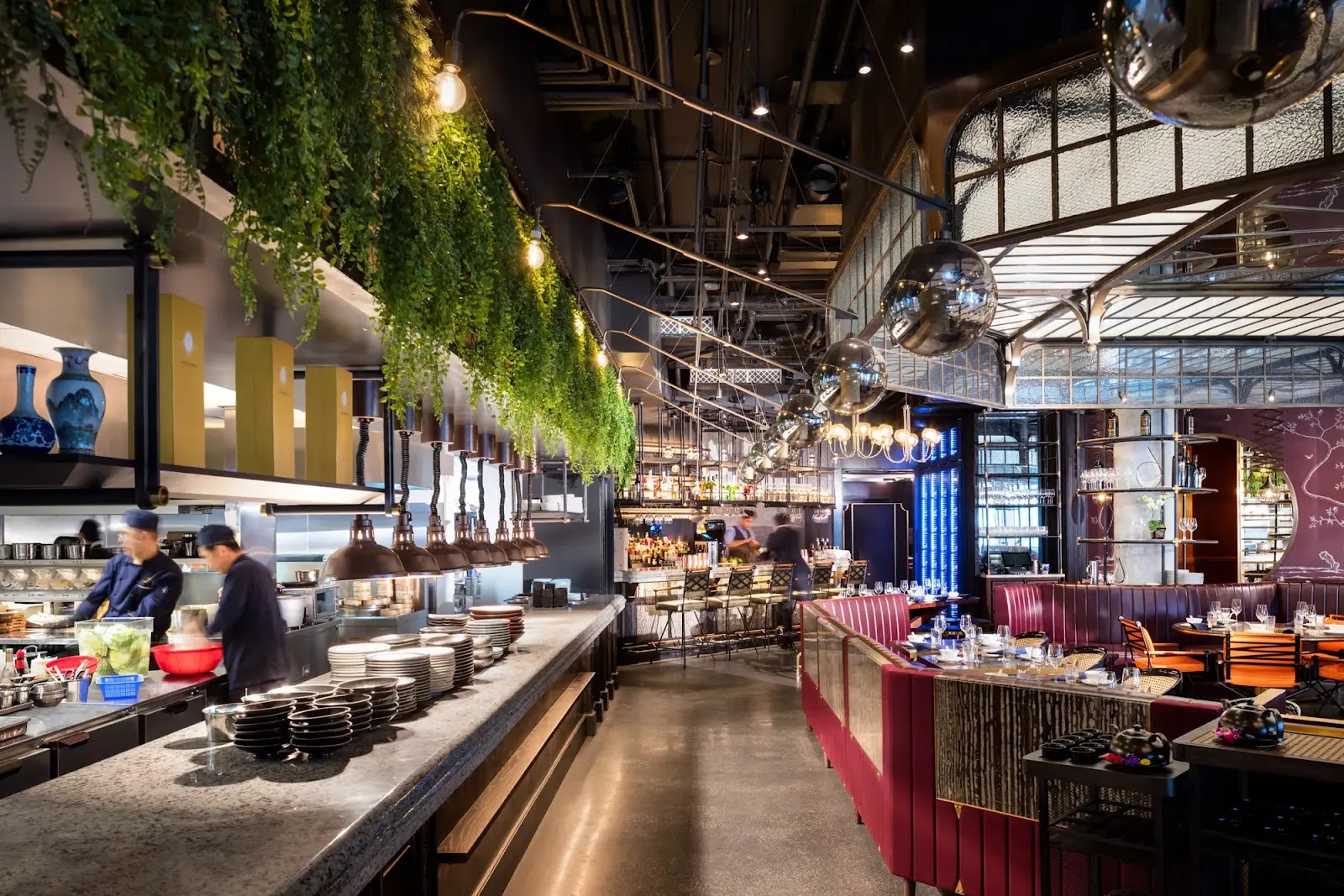 Mott 32 Vancouver — gallery photo 3