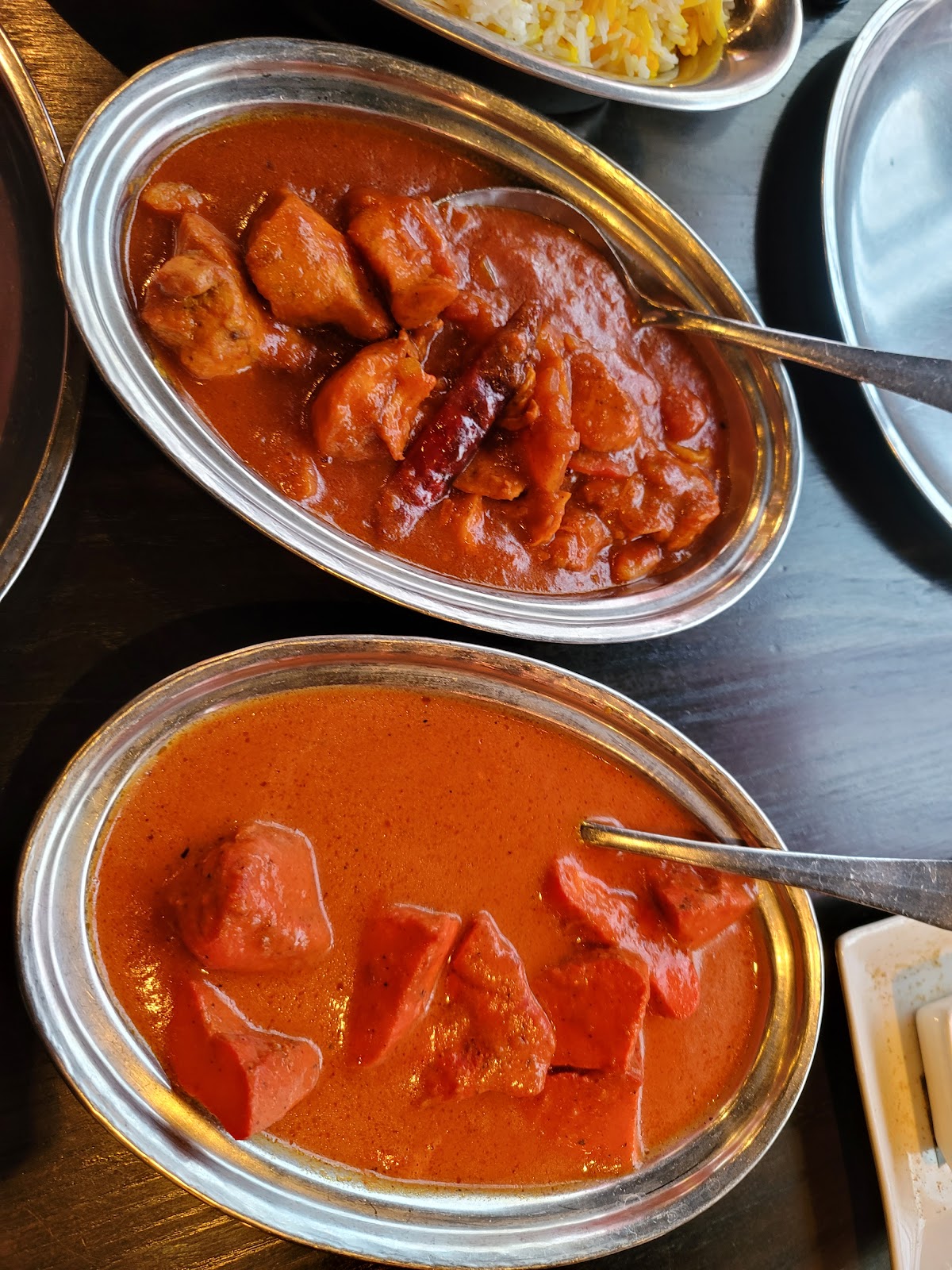 Moti Mahal Restaurant — dining room photo 3