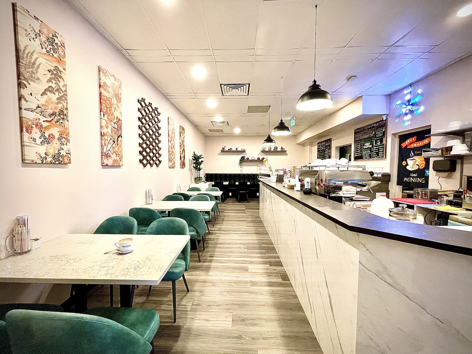 Parkside Cafe and Sushi — dining room photo 1
