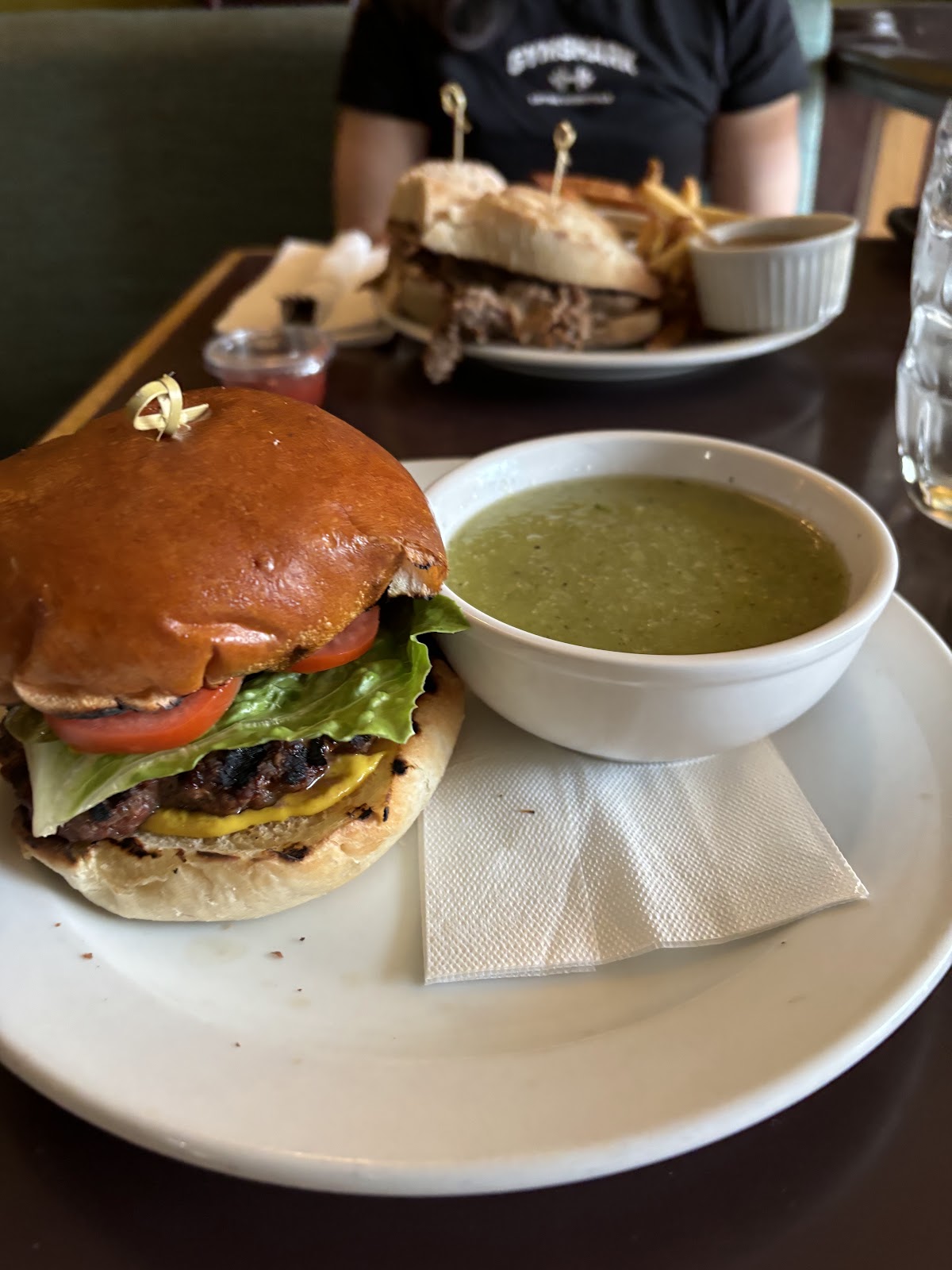The Dirty Duck — gallery photo 4
