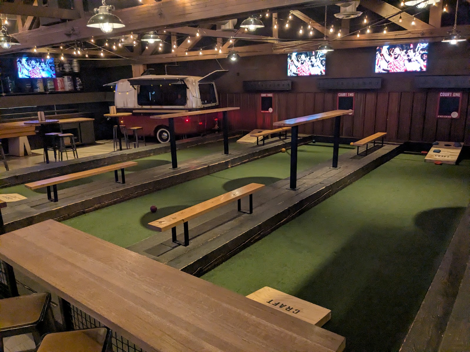 CRAFT Beer Market Calgary Downtown — dining room photo 2