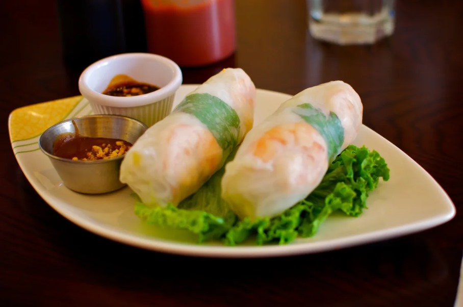 Ha Long Bay Vietnamese Cuisine — dining room photo 2