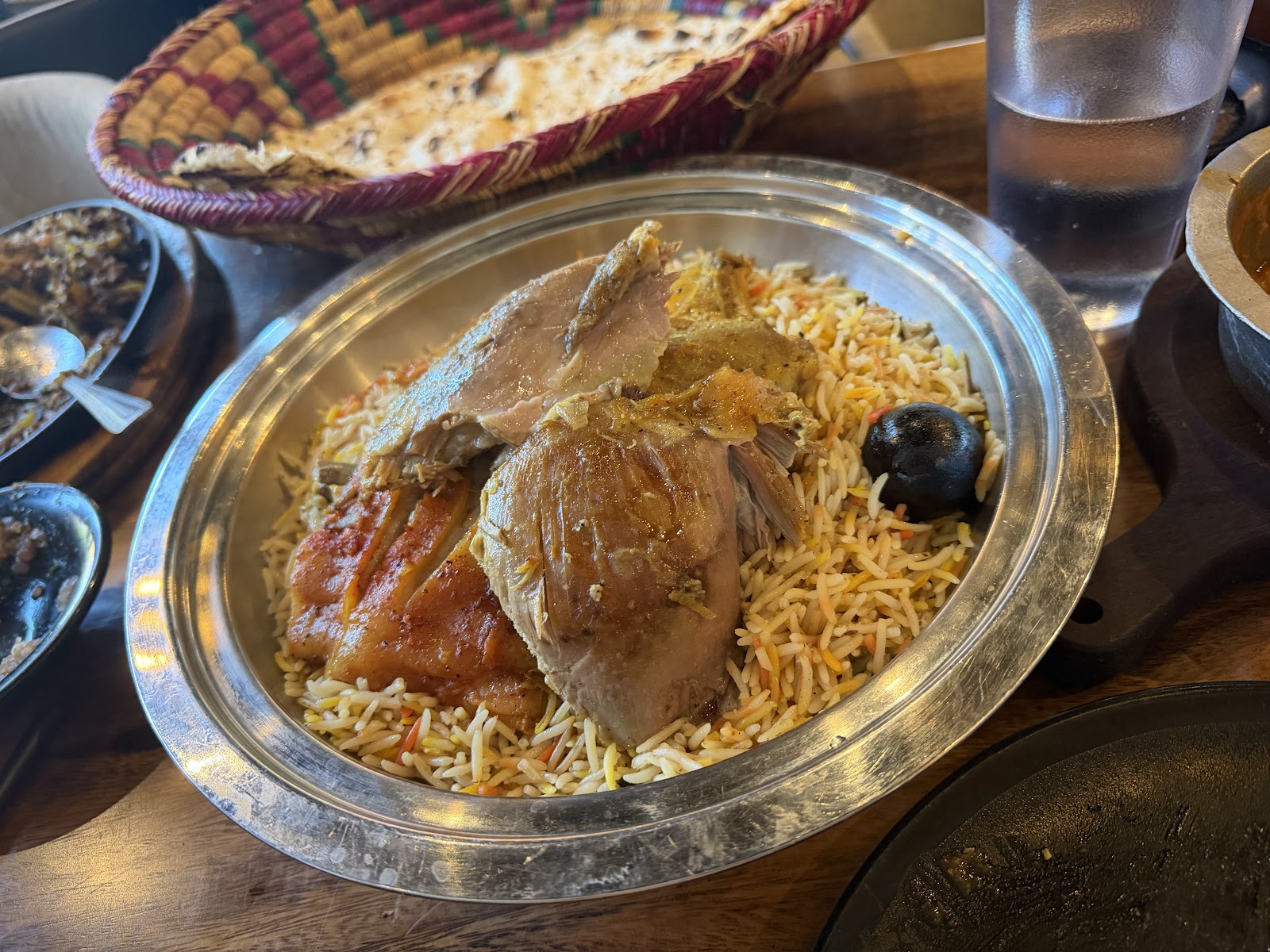 Taste of Yemen — dining room photo 2
