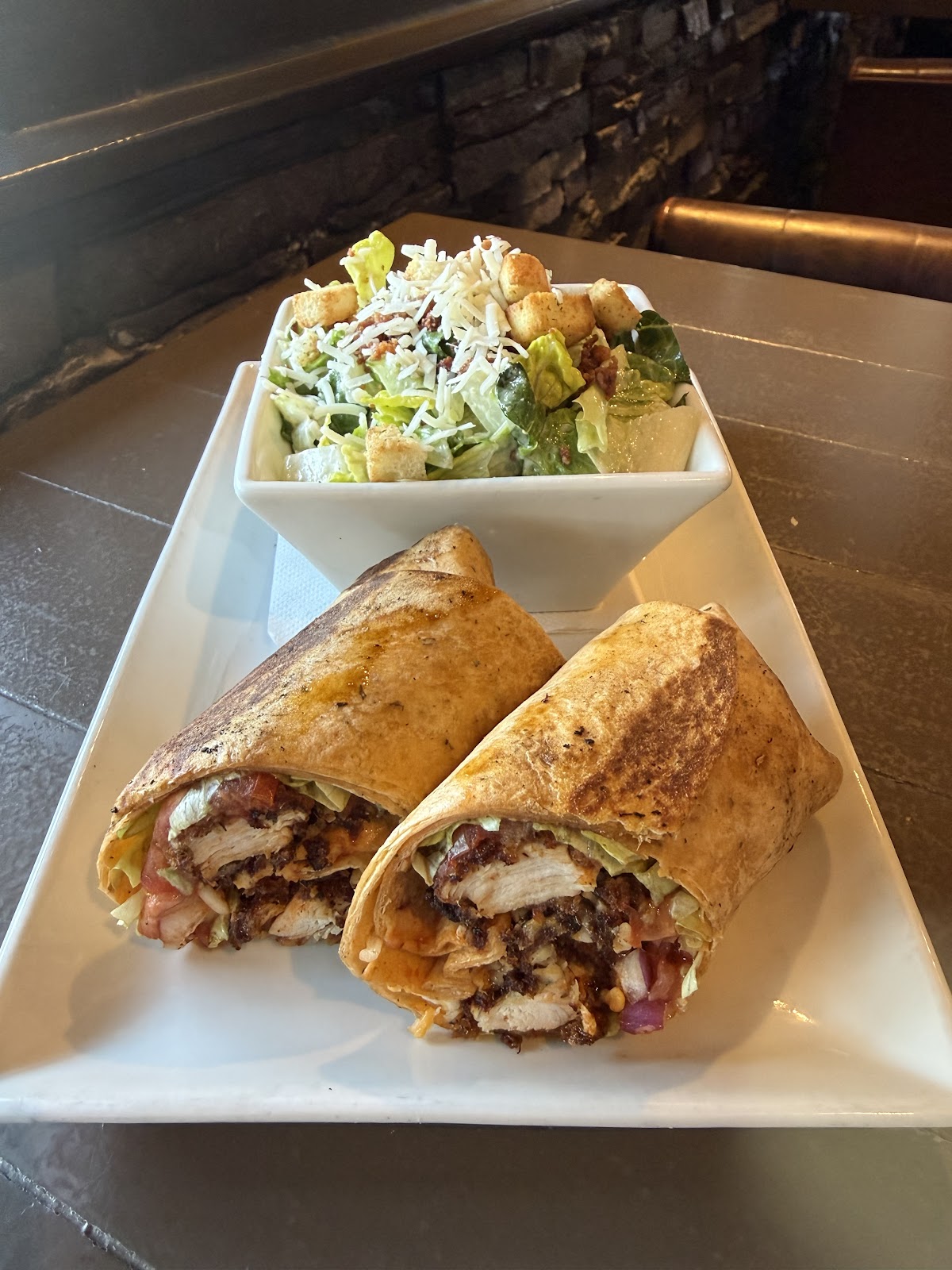 The Trop Bar & Grill — dining room photo 2