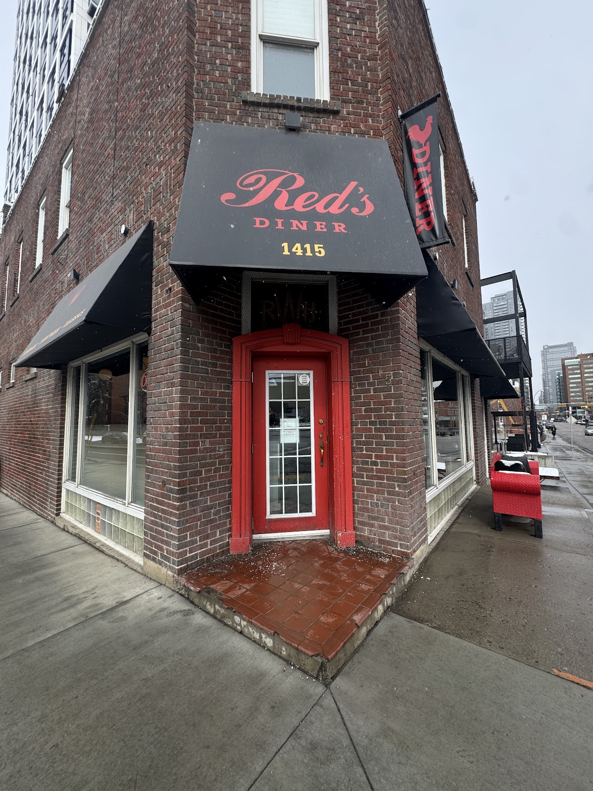 Red's Diner Fourth Street — dining room photo 2